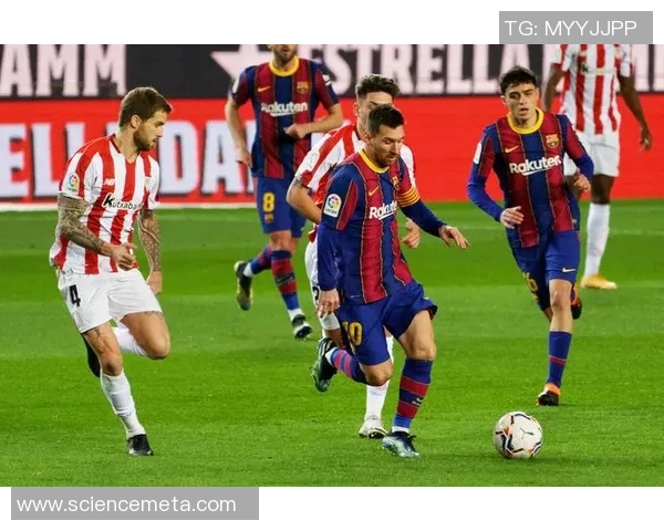 梅西引领足坛新时代 从巴萨传奇到阿根廷英雄的荣耀征程 梅西引领足坛新时代 从巴萨传奇到阿根廷英雄的荣耀征程